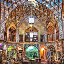 نیسان از مشهد به اصفهان کاشان